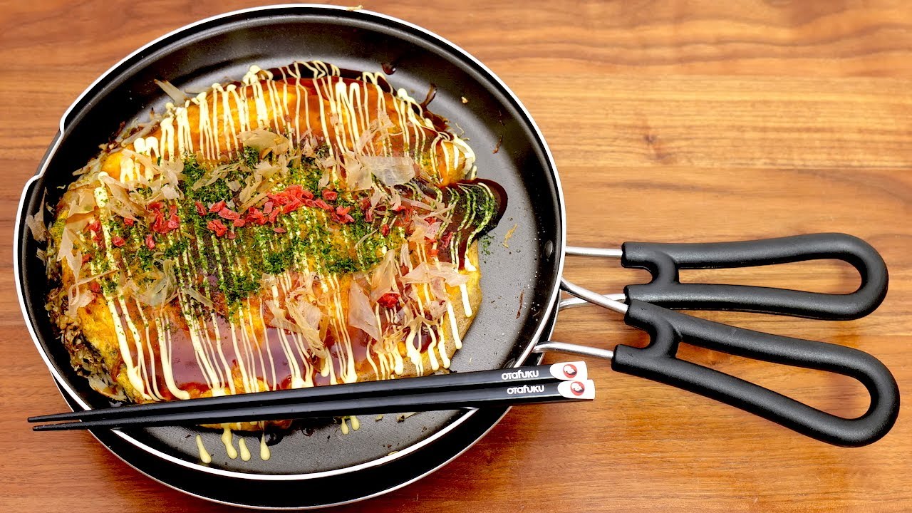 【練習編】広島お好み焼きを両面フライパンで作る。簡単失敗なしレシピを目指す。 今回はそば無し。Hiroshima Okonomiyaki Japanese cuisine