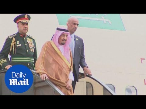 Video: Saudiarabiens kung Salman bin Abdul Aziz tar 506 ton bagage på 9-dagars resa