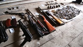Тайник с оружием из 90-х | A cache of weapons from the ' 90s