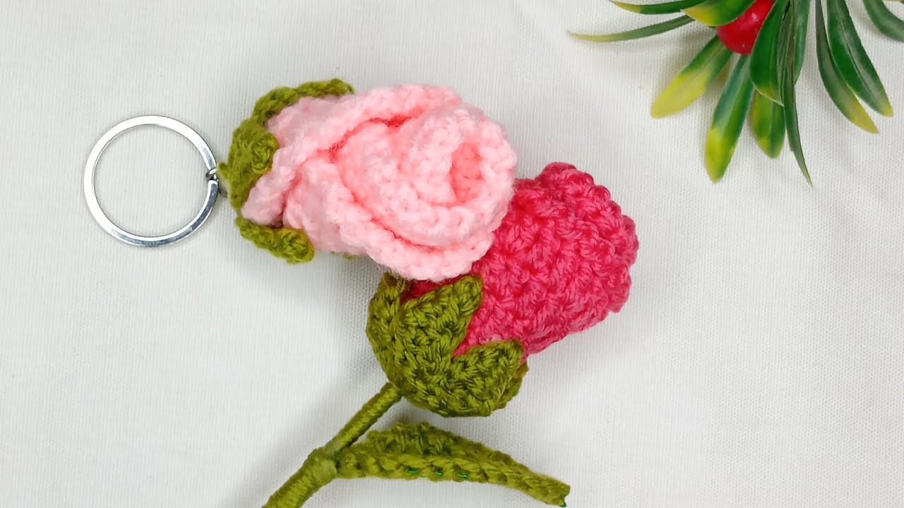 SUPER EASY "Crochet Roses bud in Minutes! 🌹 Step-by-Step Tutorial"