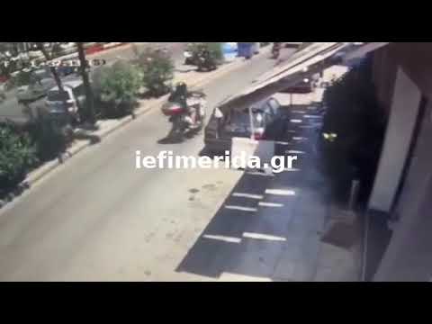 Οι ληστές σε σούπερ μάρκετ στη Γλυφάδα και το Παλαιό Φάληρο που παρίσταναν τους αστυνομικούς
