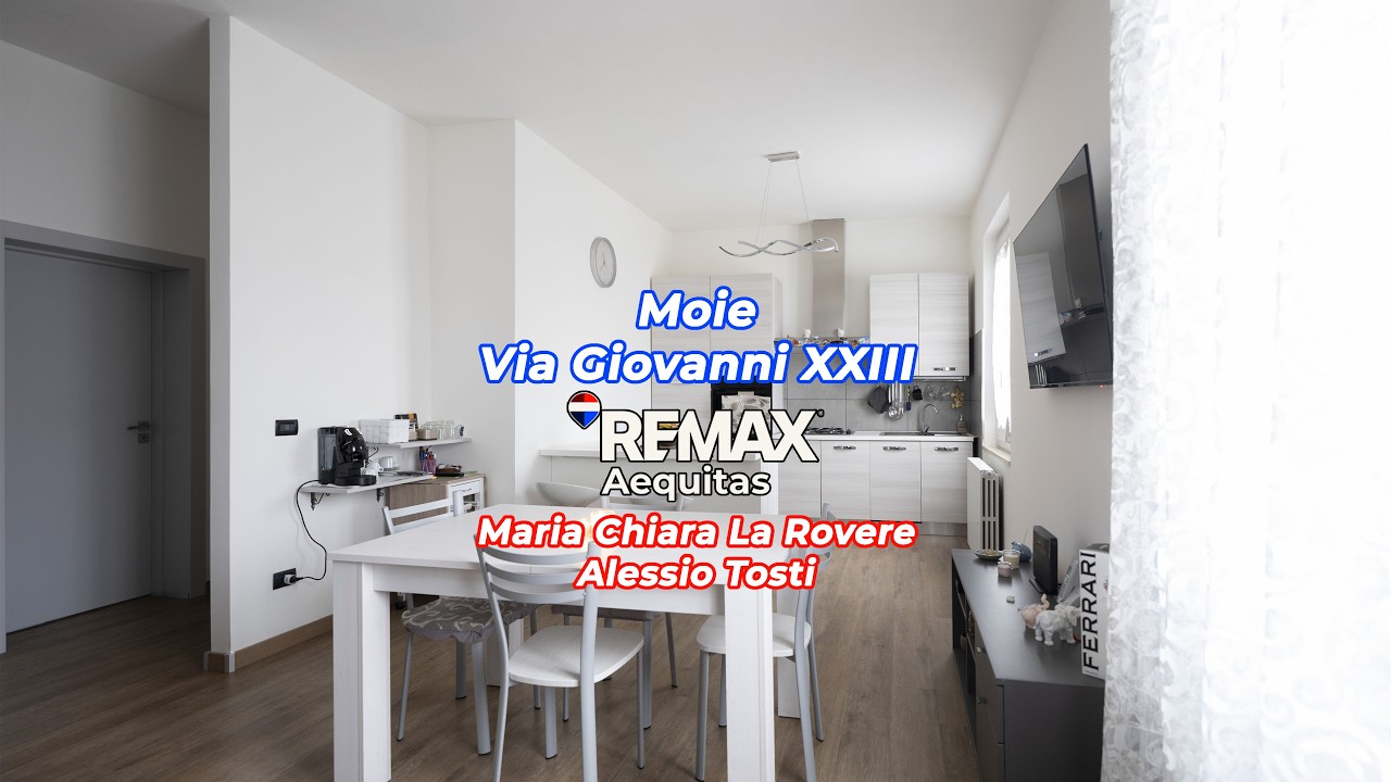 MOIE (Ancona): APPARTAMENTO CENTRALISSIMO CON 3 CAMERE, GARAGE DOPPIO E CORTE ESCLUSIVA.