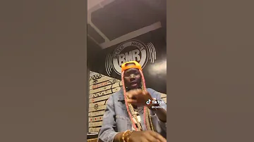 Blvck Queen Huyu Jamaa 