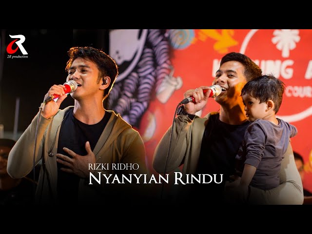 NYANYIAN RINDU - RIZKI RIDHO (LIVE COVER) | KAMPUNG ARTIS FOODCOURT !! | EVIE TAMALA!! class=