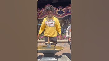 The TRICK To Pulling The Sword Out Of The Stone At Disney World