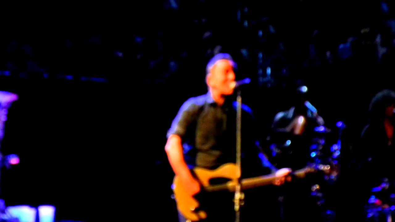 Bruce Springsteen, Kansas City, 111712, Incident on 57th St YouTube