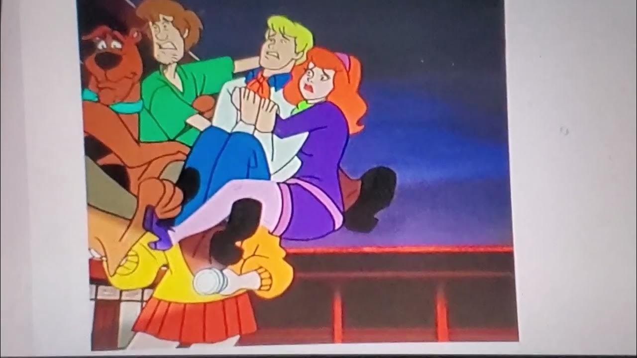 velma carrying scooby doo shaggy daphne and fred all at once - YouTube