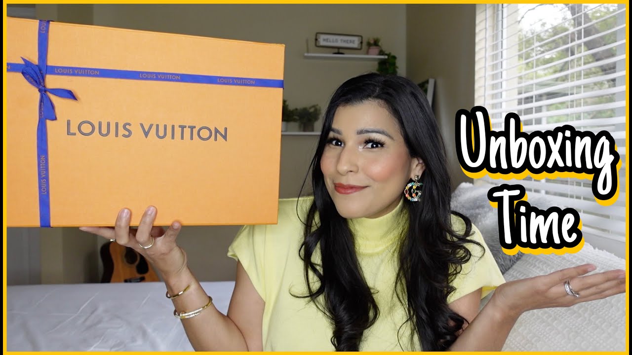 Unboxing Louis Vuitton Croisette Damier Azur, what fits