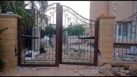 Comunello abacus 300 swing gates