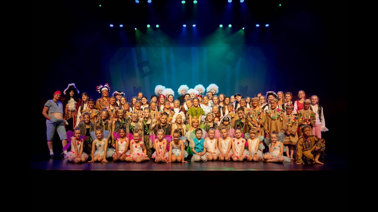 Backstage bij de musical Petra Pan van Musicalschool Light Up
