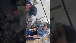 ✨ Полицейские тушили пожар тазиками и ведрами
