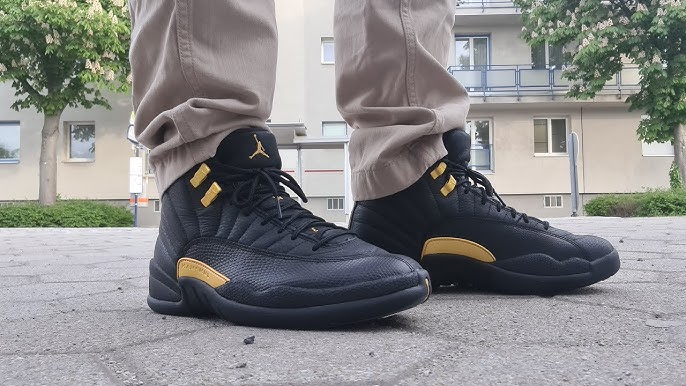 Air Jordan 12 Black Taxi 