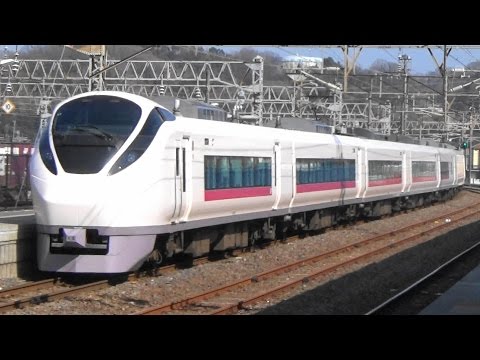 常磐線 泉駅から特急列車発車