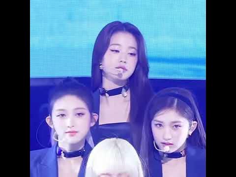 Jisoo VS Wonyoung 💕 - YouTube