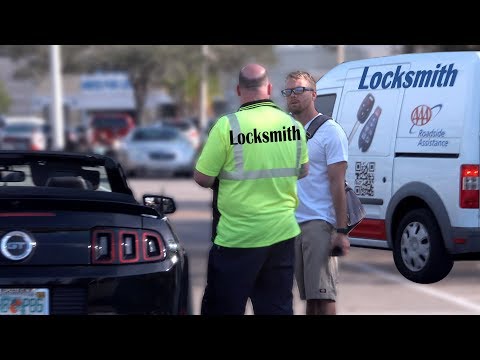 locking-my-keys-in-my-open-convertible-prank