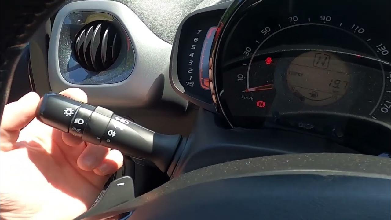 How to Enable or Disable Rear Antifog Lights in Toyota Aygo II ( 2014