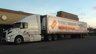 DOMINOS PIZZA TRUCK, 61ST STREET, GALVESTON, TEXAS, USA