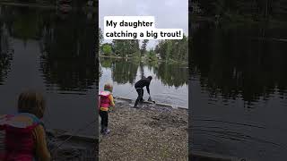 #trout #fishing #fishingderby #rainbowtrout #pnw #letsanglenw #father #daughter #outdoors #reel #