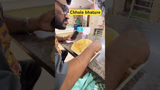 Chhole bhature hamari jaan hai ?shorts viral food viralvideos foodie foodvideos streetfood