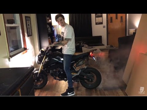 BURNOUT IN MY HOUSE! - End of the Monthtage - November 2017 - BURNOUT IN MY HOUSE! - End of the Monthtage - November 2017