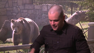 Matt Damon talks We Bought a Zoo & baby raising with Brad Blanks #mattdamon #weboughtazoo News