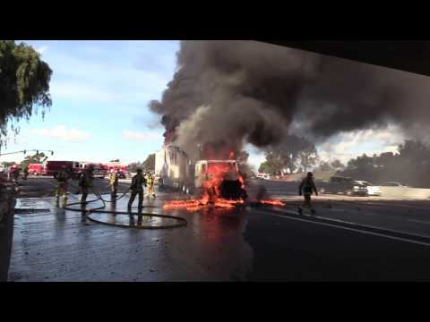 National City: Amazing Video I-805 Semi-Truck Fire 01102017