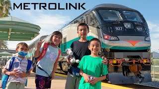 How to Take the Metrolink Train 2024 | Metrolink to Oceanside | Metrolink Destination