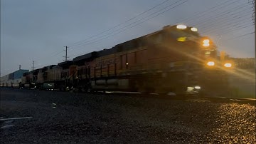 WB BNSF Domestic/Port Stack Train Here At Riverside, CA #BNSFRailfan7672