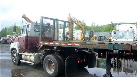 0517111 - 2002 JDH Trussmaster 42