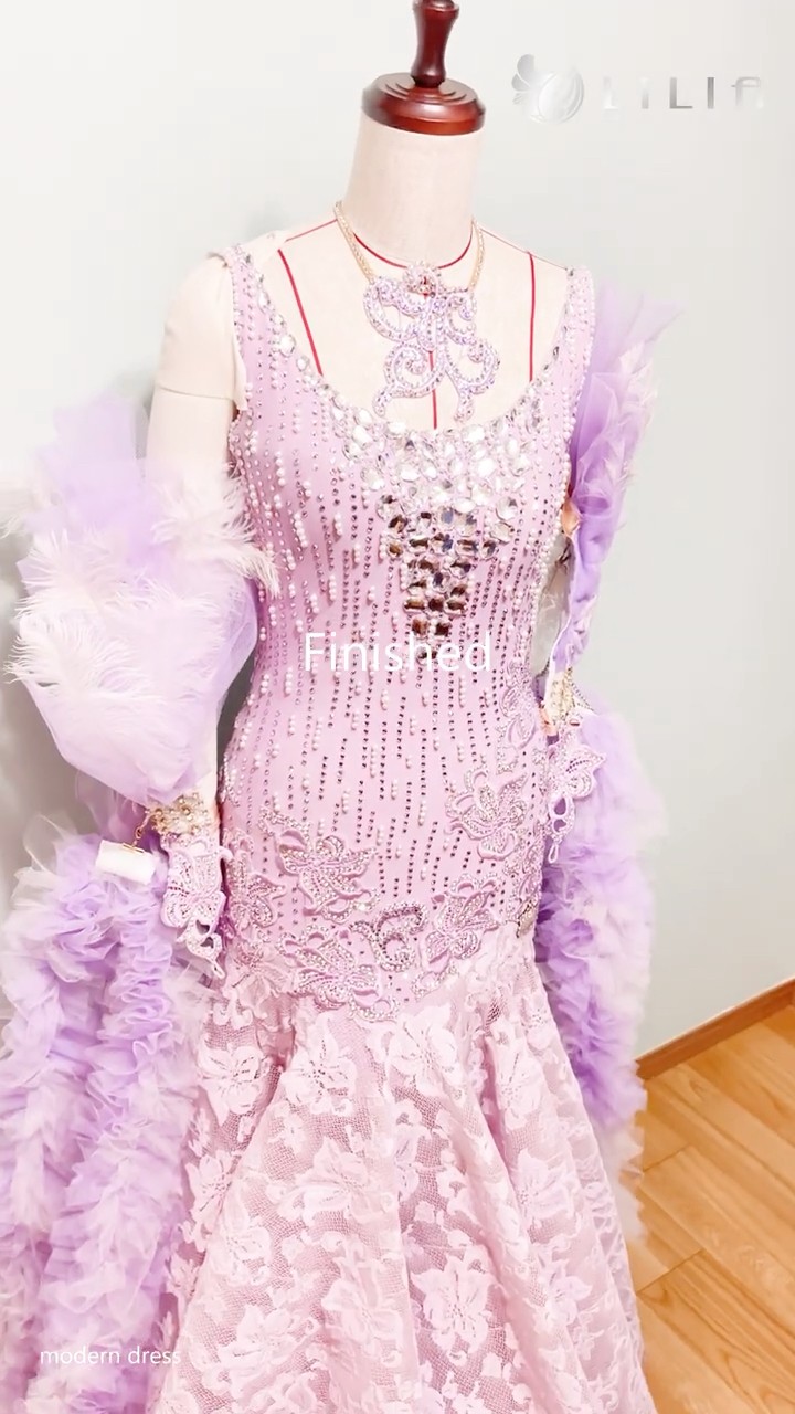 プリンセスになれるピンクラベンダードレス｜社交ダンス×アート