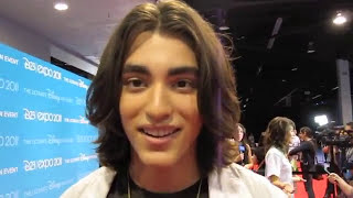 Celebrity LEMONADE MOUTH's BLAKE MICHAEL: "Craziest Thing I've Done to Get a Girl!" Net Worth