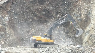 Обвал в карьере, Экскаватор Volvo EC480 и БЕЛАЗ-7540