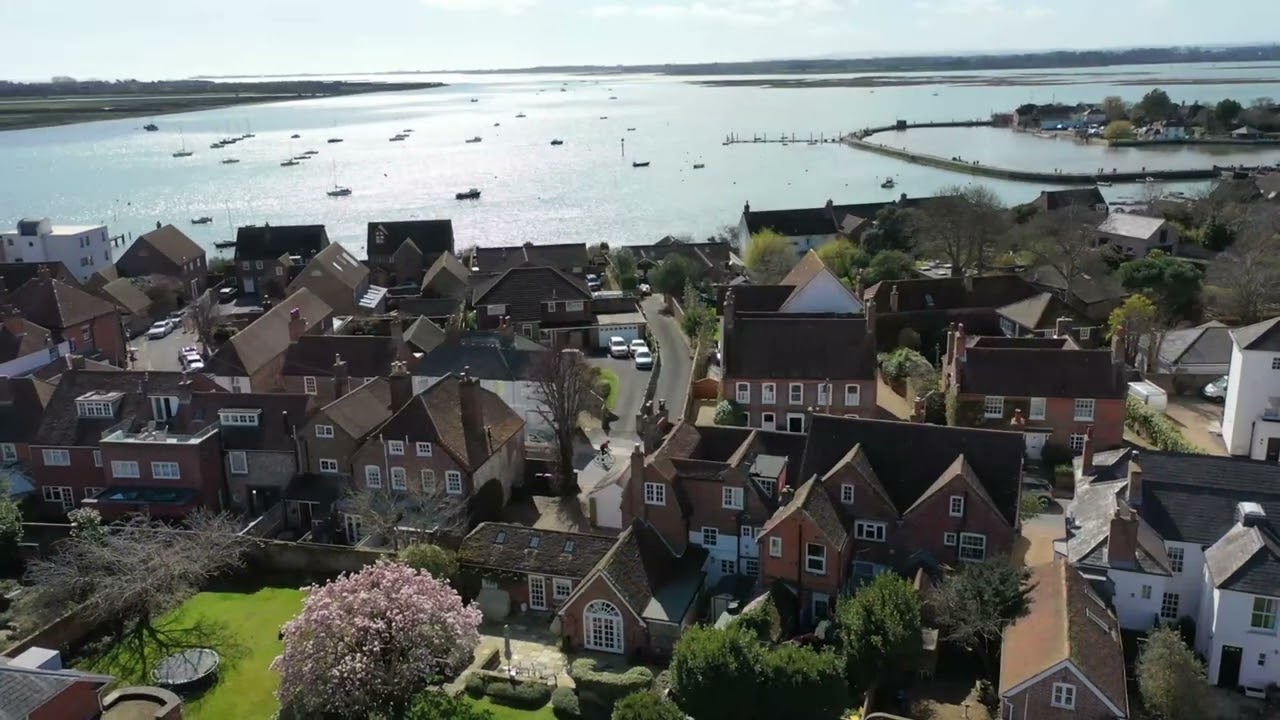 Impressive period residence in central Emsworth.
