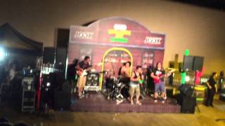 Let the bodies hit the floor cover by Intellectual morons