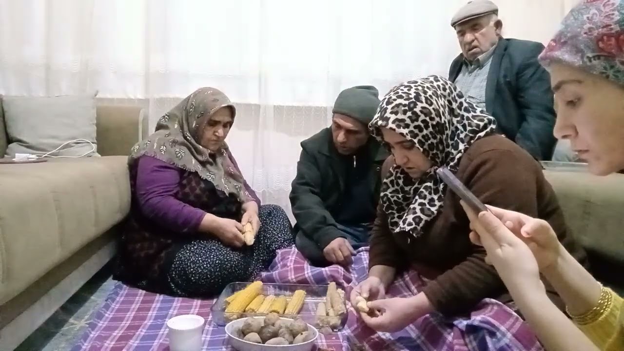 canlarım la fırında patates 🌽 keyfimiz canlar sohbet eşliğinde 🤲🏻🤲🏻❤️