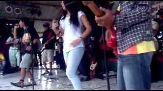 Qory N D'jamming live taman topi (cover S2B - Reggae sama sama )