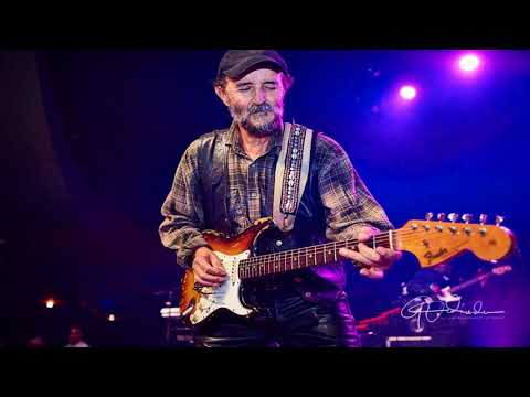 Lotfi Attar Le Santana Algérien