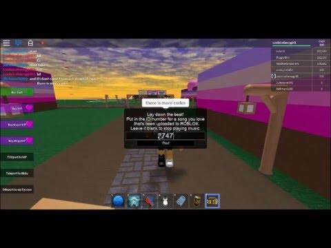 Какая музыка в роблоксе. Коды песен в РОБЛОКС. Коды на колонку в Roblox. Пароли на колонку в РОБЛОКС. Коды для РОБЛОКСА В колонку.