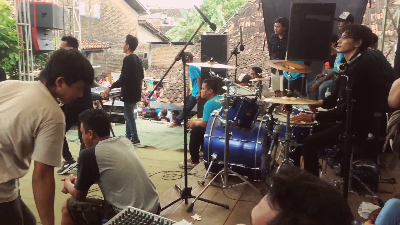 Bocah gemblung - Ras Inggi live in Demak