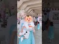 0歳児息子連れDハロオラフ仮装とエルサ仮装