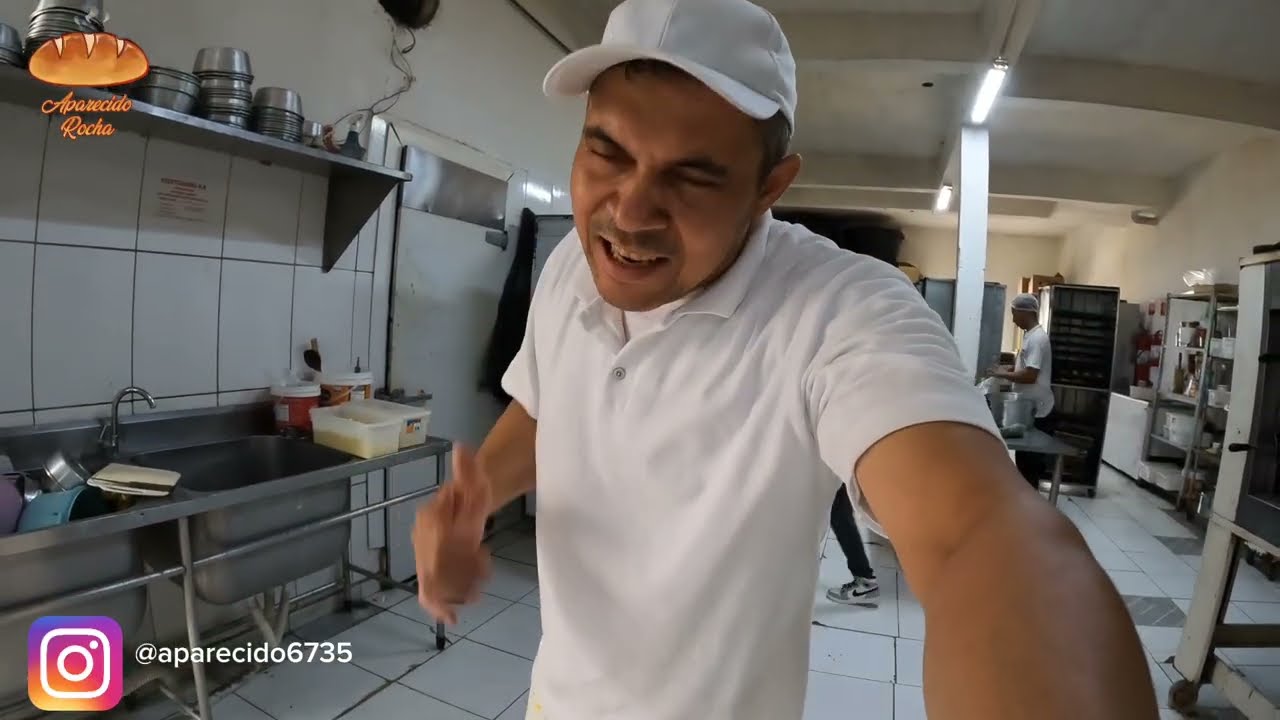 Bolo de laranja com caramelo