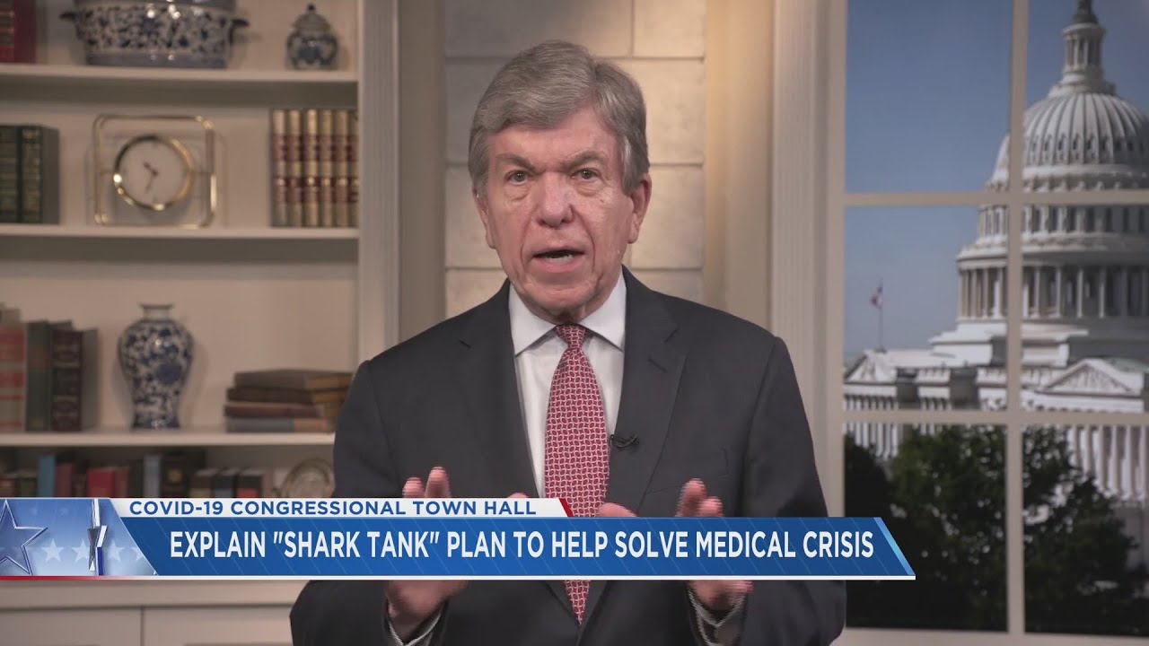 Sen. Roy Blunt takes part in Missouri Town Hall