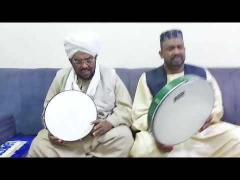 المادح عبدالله الحبر وبانقاء وودشكرالله مرادي الروضة جلوسا