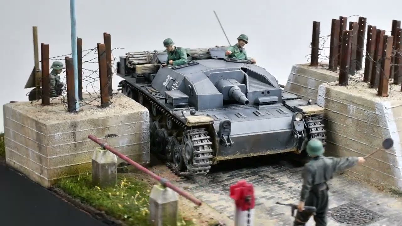 HOW TO build a Diorama base