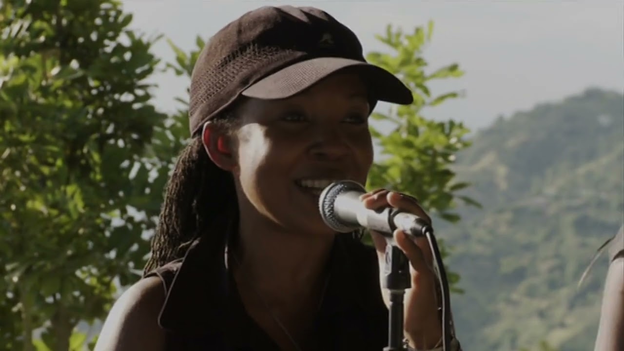 TOOTS AND THE MAYTALS - Unplugged on Strawberry Hill, 2012