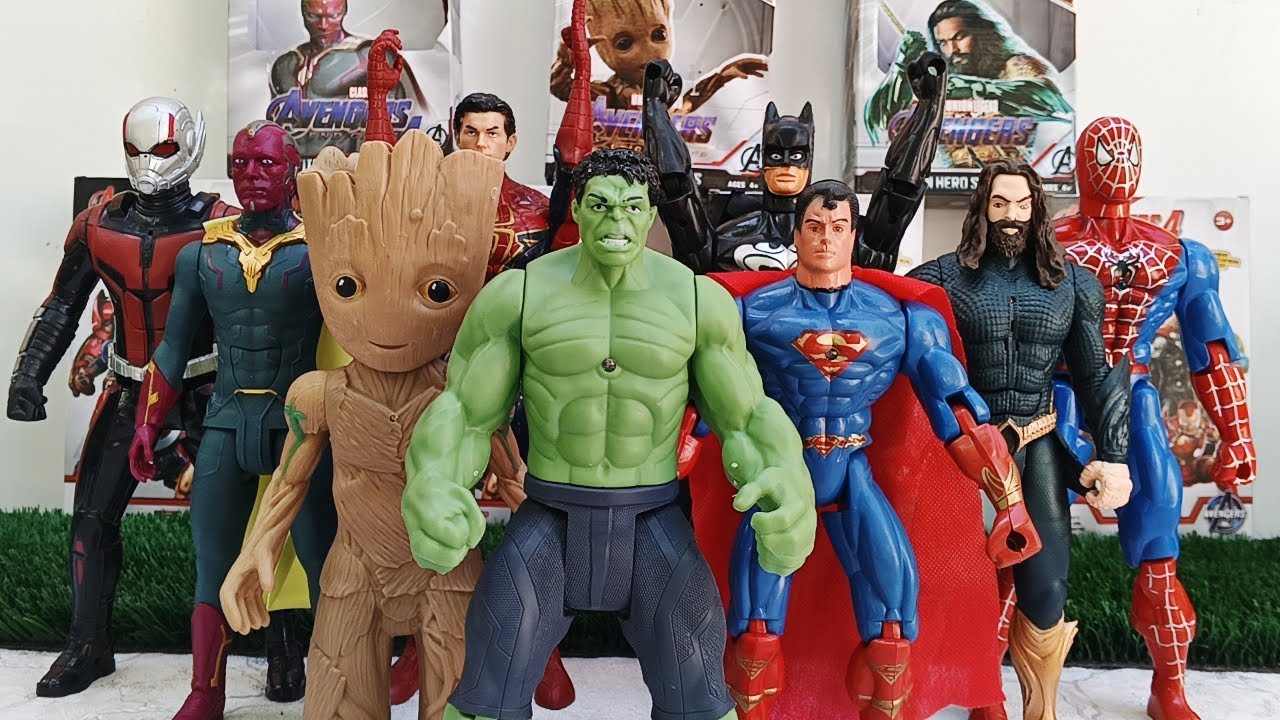 Avengers superheroes Toy Battle! Hulk Ironman Spiderman