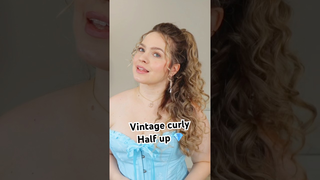 Bridgerton, French, phantom of the opera? How would you wear this? 