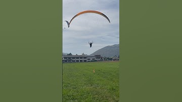 perfection. #paragliding #landing #gleitschirm
