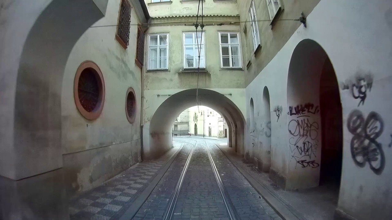 Výluková linka 15 (Radlická - Olšanské hřbitovy)