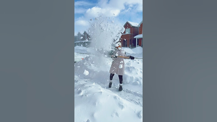 After snow effects | Snow cleaning | Making it memorable and fun #canadalife #tamil #shorts #snow